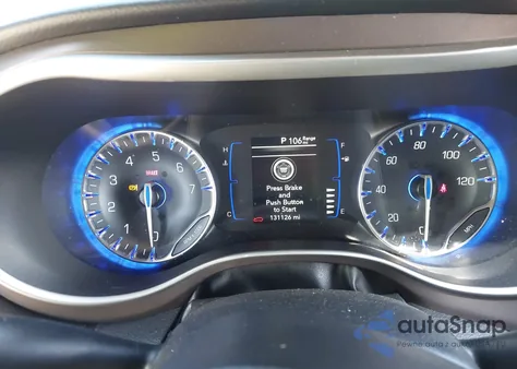 2021 Chrysler Voyager Lxi z USA, uszkodzony, nr VIN 2C4RC1DG1MR534650